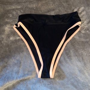 Women’s bathing suit